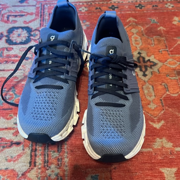 On Cloud On Running Cloudswift 3 Size 8.5 Metal White - Picture 7 of 16